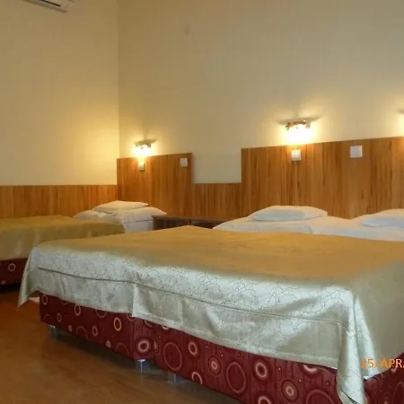 Matrahazai Ueduelohaz 3* Mátraháza