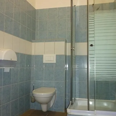 Bed & Breakfast Matrahazai Ueduelohaz *