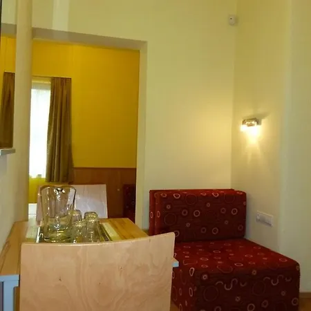 Bed & Breakfast Matrahazai Ueduelohaz