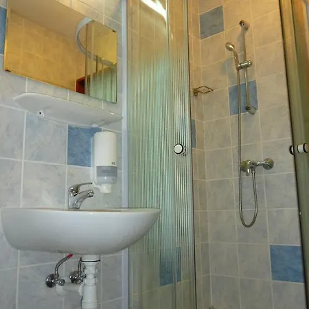 Matrahazai Ueduelohaz Bed and Breakfast Mátraháza