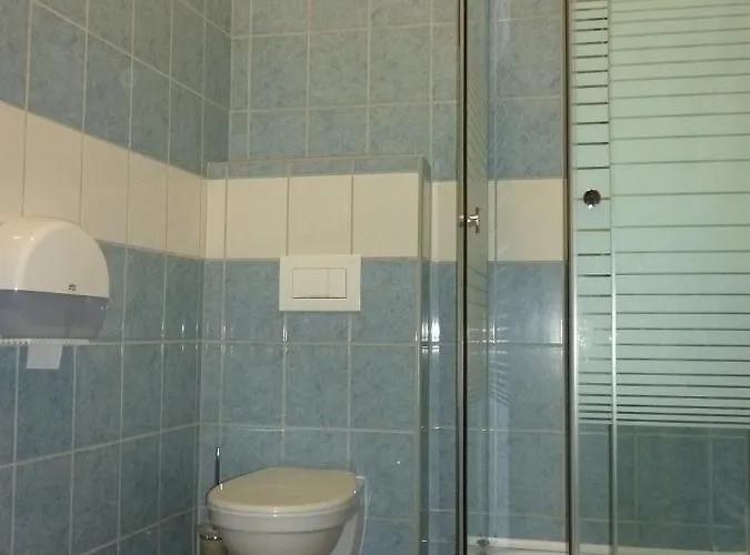 Frühstückspension Matrahazai Ueduelohaz 3*